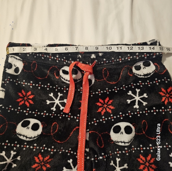 Nightmare Before Christmas Soft Pajama bottoms - Picture 4 of 4